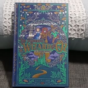 The Wonderful Wizard of Oz Hardcover Book
